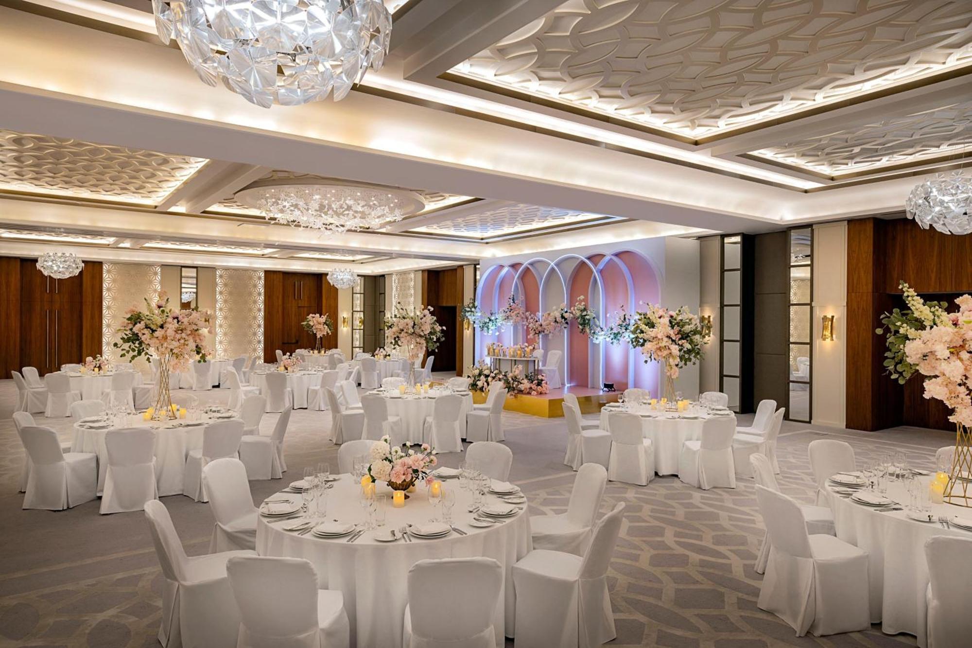 Sheraton Astana Hotel Zewnętrze zdjęcie The ballroom