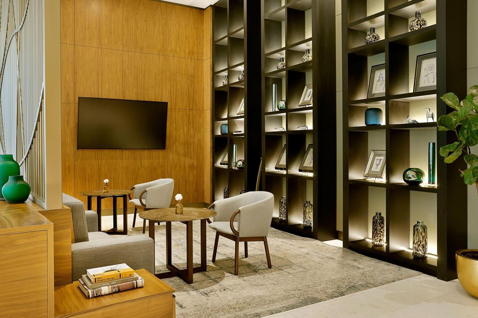 Sheraton Astana Hotel Zewnętrze zdjęcie Library
