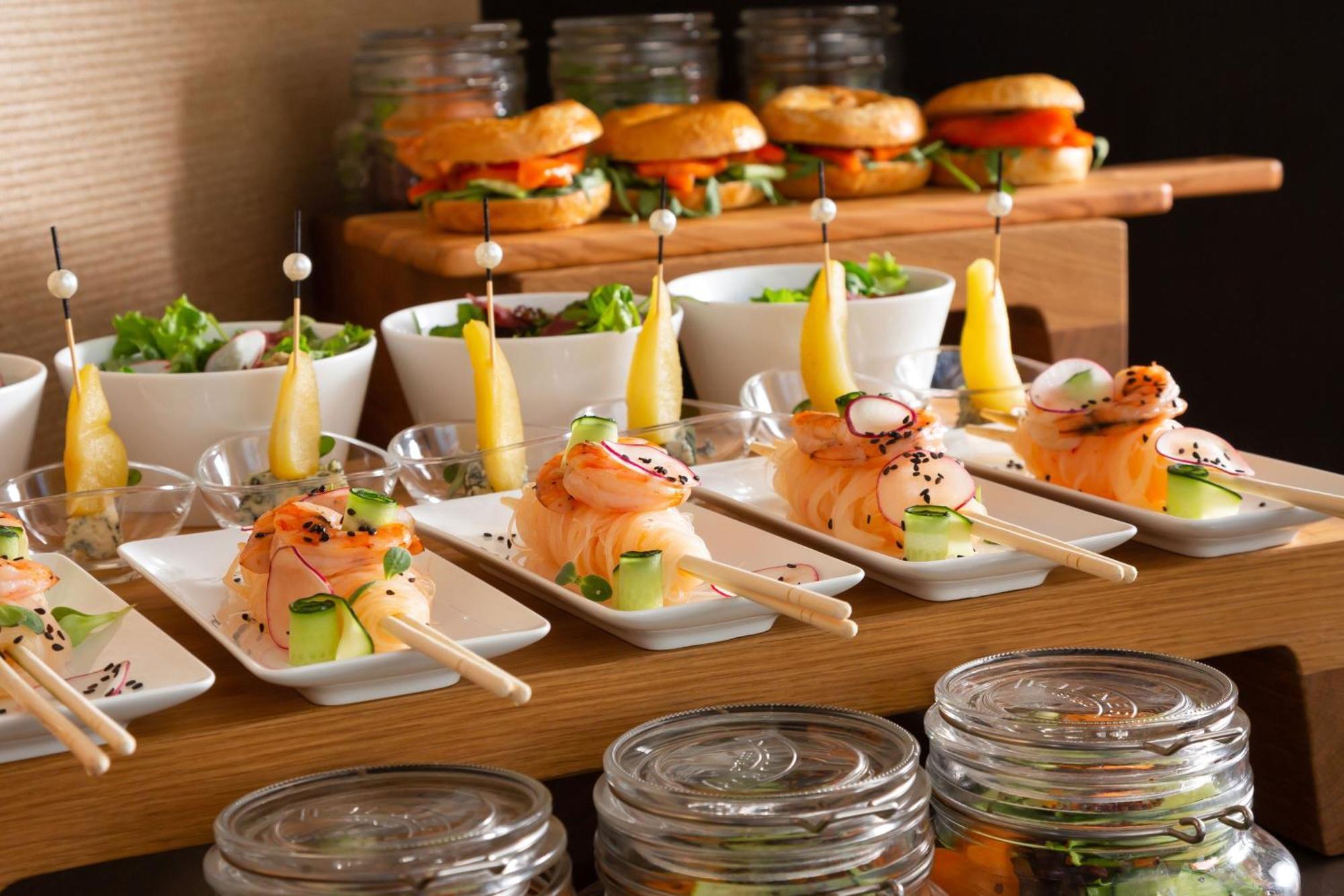 Sheraton Astana Hotel Zewnętrze zdjęcie Canapés